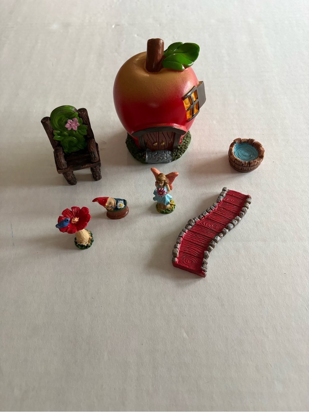 Apple House Fairy Garden Set